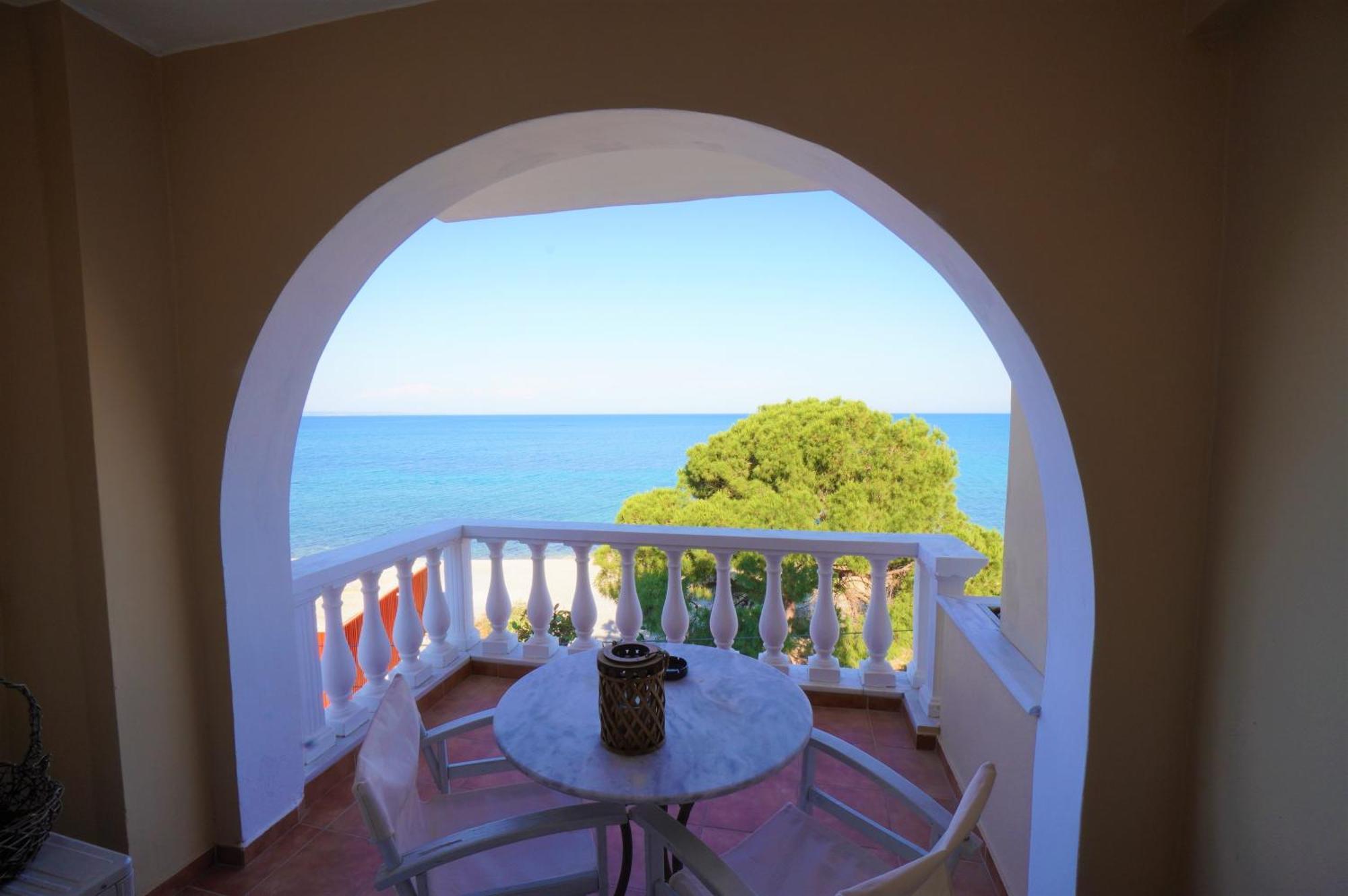 Seafront Spirit Apartments Zakynthos Town Room photo