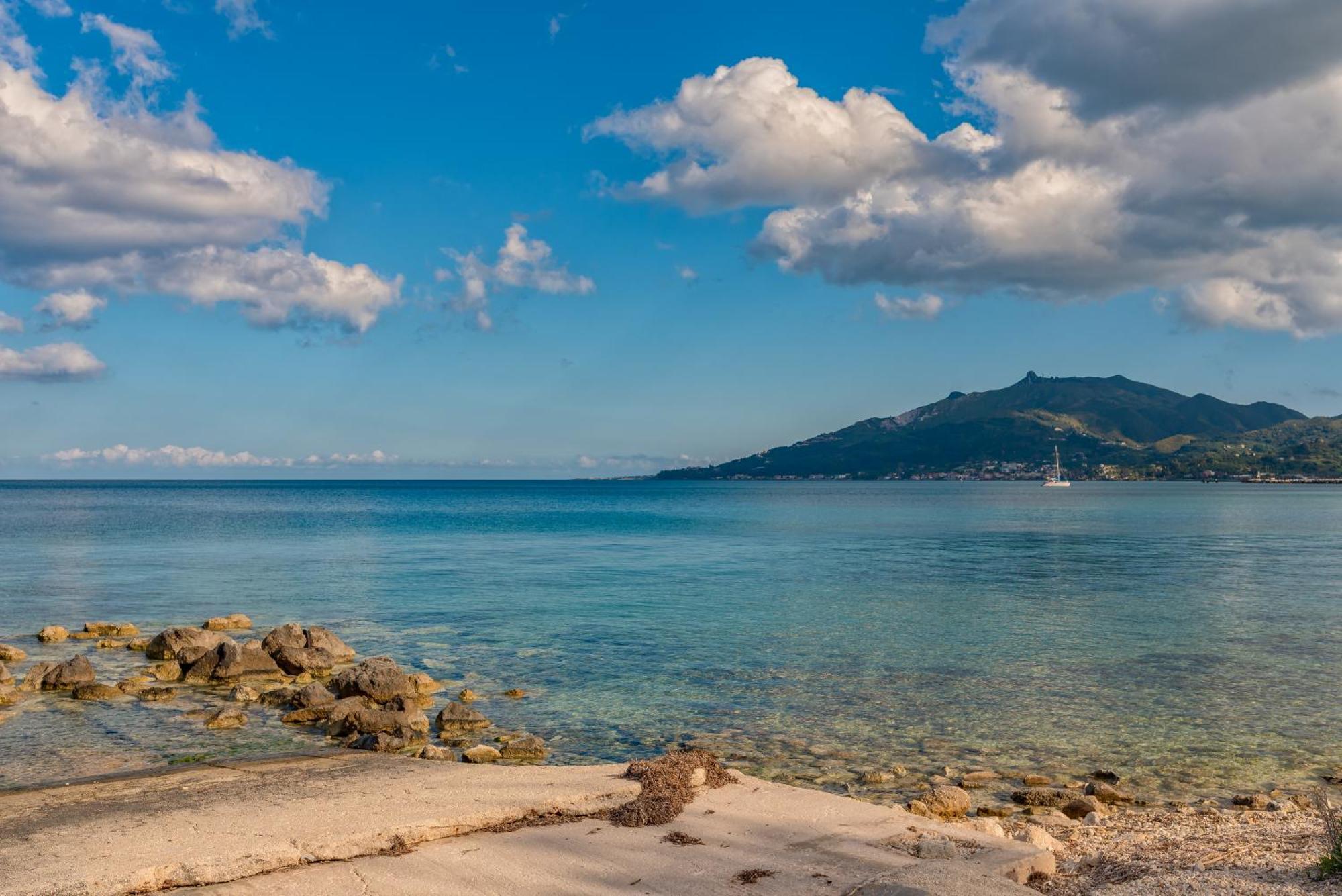 Seafront Spirit Apartments Zakynthos Town Exterior photo