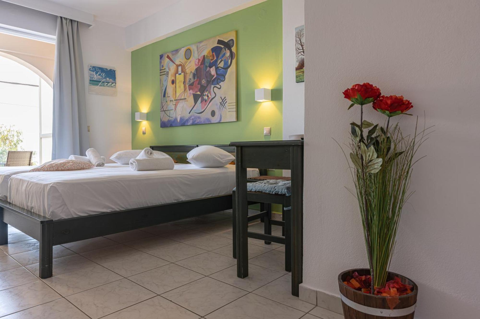 Seafront Spirit Apartments Zakynthos Town Room photo