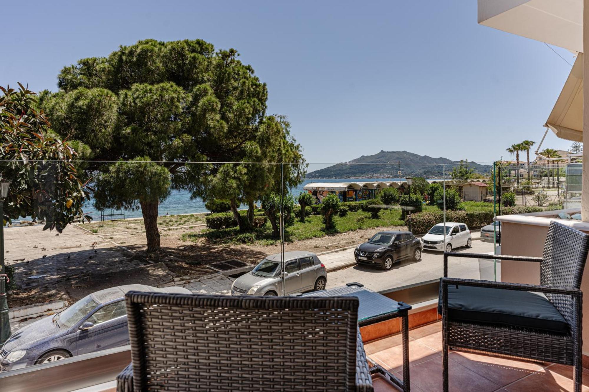 Seafront Spirit Apartments Zakynthos Town Room photo